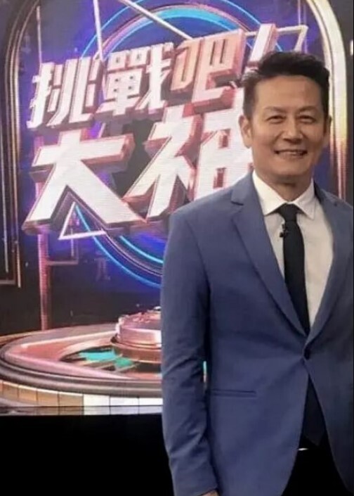 【漂亮大奶小姐姐】鸡吧洗了没有有股味 皮肤白皙身材丰满 在家被小哥哥无套狂怼 爽叫不停 内射 - 好屌色在线